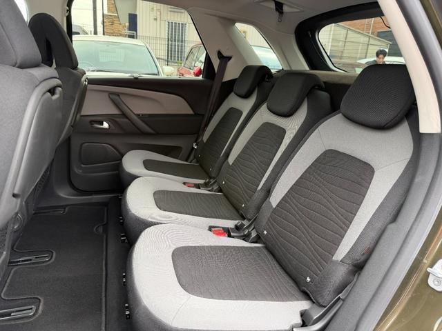 C4 ピカソ エクスクルーシブ 半年保証付 ワンオーナー ナビ 地デジ バックカメラ 360°カメラ Bluetooth機能 純正16インチアルミ パノラミックガラスルーフ 前後ドライブレコーダー ETC クルーズコントロール(29枚目)