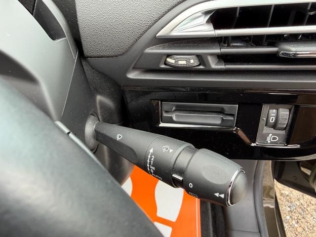 C4 ピカソ エクスクルーシブ 半年保証付 ワンオーナー ナビ 地デジ バックカメラ 360°カメラ Bluetooth機能 純正16インチアルミ パノラミックガラスルーフ 前後ドライブレコーダー ETC クルーズコントロール(35枚目)