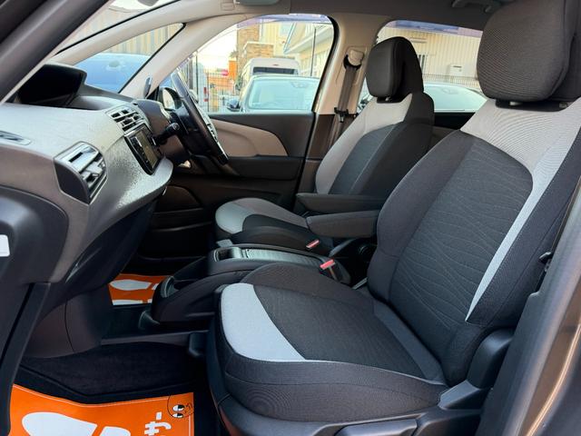 Ｃ４ ピカソ エクスクルーシブ　半年保証付　ワンオーナー　ナビ　地デジ　バックカメラ　３６０°カメラ　Ｂｌｕｅｔｏｏｔｈ機能　パノラミックガラスルーフ　クルーズコントロール　スマートキー　前後ドライブレコーダー　ＥＴＣ（26枚目）