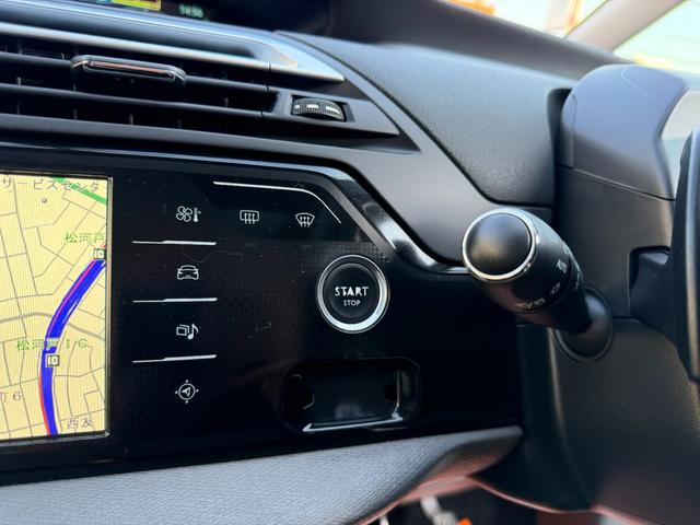 Ｃ４ ピカソ エクスクルーシブ　半年保証付　ワンオーナー　ナビ　地デジ　バックカメラ　３６０°カメラ　Ｂｌｕｅｔｏｏｔｈ機能　パノラミックガラスルーフ　クルーズコントロール　スマートキー　前後ドライブレコーダー　ＥＴＣ（39枚目）