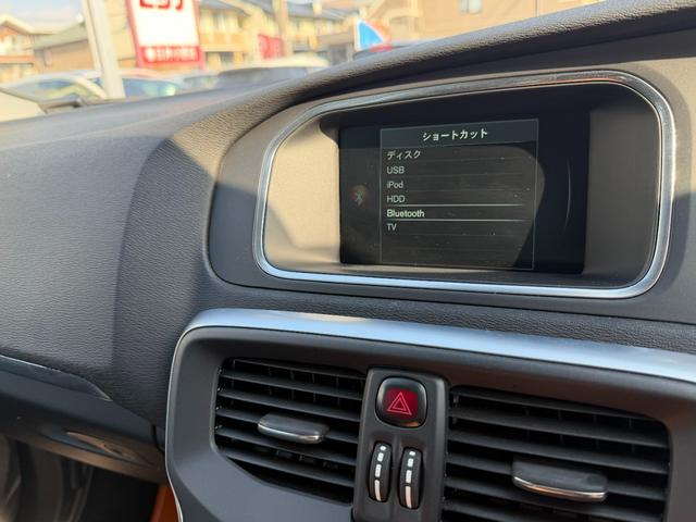Ｖ４０ Ｄ４　ＳＥ　半年保証付　アイシン８速オートマ　ナビ　地デジ　バックカメラ　スマートキー　黒革シート　パワーシート　Ｂｌｕｅｔｏｏｔｈ機能　純正１７インチアルミ　衝突軽減システム　アダプティブクルーズコントロール（36枚目）
