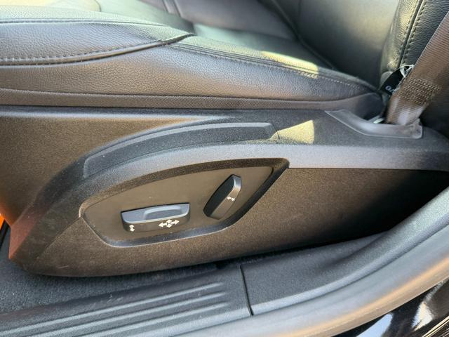 Ｖ４０ Ｄ４　ＳＥ　半年保証付　アイシン８速オートマ　ナビ　地デジ　バックカメラ　スマートキー　黒革シート　パワーシート　Ｂｌｕｅｔｏｏｔｈ機能　純正１７インチアルミ　衝突軽減システム　アダプティブクルーズコントロール（40枚目）