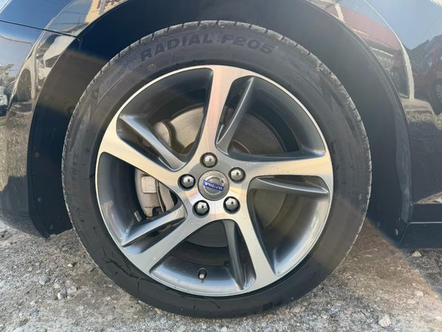 Ｖ４０ Ｄ４　ＳＥ　半年保証付　アイシン８速オートマ　ナビ　地デジ　バックカメラ　スマートキー　黒革シート　パワーシート　Ｂｌｕｅｔｏｏｔｈ機能　純正１７インチアルミ　衝突軽減システム　アダプティブクルーズコントロール（51枚目）