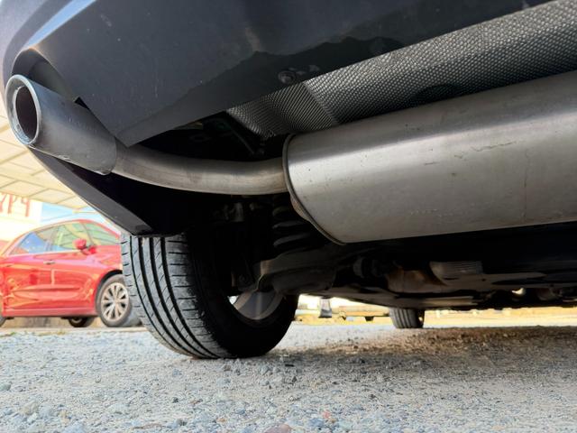 Ｖ４０ Ｄ４　モメンタム　半年保証付　アイシン８速オートマ　ナビ　バックカメラ　地デジ　衝突軽減システム　アダプティブクルーズコントロール　運転席パワーシート　純正１７インチアルミ　ＥＴＣ　スマートキー　前後ドライブレコーダー（22枚目）