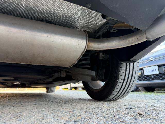 Ｖ４０ Ｄ４　モメンタム　半年保証付　アイシン８速オートマ　ナビ　バックカメラ　地デジ　衝突軽減システム　アダプティブクルーズコントロール　運転席パワーシート　純正１７インチアルミ　ＥＴＣ　スマートキー　前後ドライブレコーダー（23枚目）