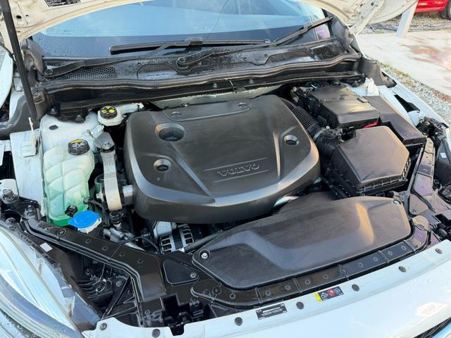 Ｖ４０ Ｄ４　モメンタム　半年保証付　アイシン８速オートマ　ナビ　バックカメラ　地デジ　衝突軽減システム　アダプティブクルーズコントロール　運転席パワーシート　純正１７インチアルミ　ＥＴＣ　スマートキー　前後ドライブレコーダー（24枚目）