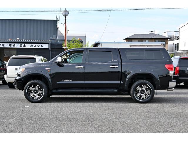 タンドラ クルーマックス　ＳＲ５　２００７ｙモデル　切替式４ＷＤ　ベージュレザーシート　ＳＮＵＧ　ＴＯＰキャンパーシェル　ベッドライナー　フルセグＴＶナビ　ポケットスタイルオーバーフェンダー　後席リクライニング　バックカメラ　キーレス（5枚目）
