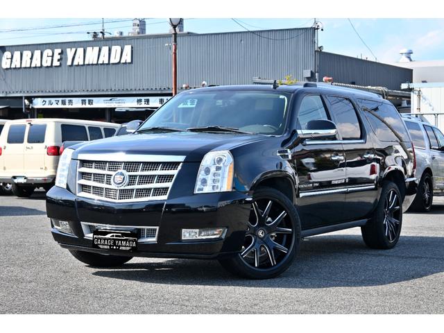 キャデラックエスカレード ＥＳＶ　プラチナム　４ＷＤ　２０１０ｙモデル　サンルーフ　ブラウンココア本革シート　プラチナム専用ＬＥＤヘッドライト＆バンパーグリル　ドリンクｈｏｔ＆ｃｏｏｌ　エアシート＆ヒーター　フルセグＴＶナビ（2枚目）