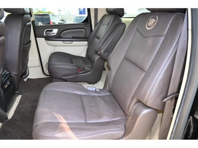 キャデラックエスカレード ＥＳＶ　プラチナム　４ＷＤ　２０１０ｙモデル　サンルーフ　ブラウンココア本革シート　プラチナム専用ＬＥＤヘッドライト＆バンパーグリル　ドリンクｈｏｔ＆ｃｏｏｌ　エアシート＆ヒーター　フルセグＴＶナビ（15枚目）