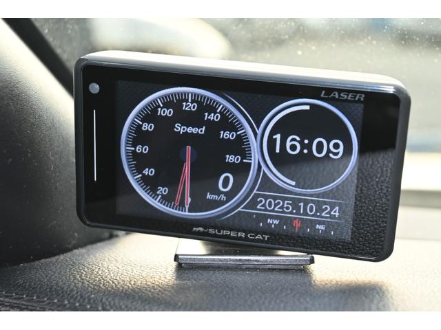 FORD MUSTANG CONVERTIBLE