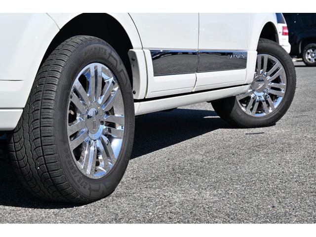 LINCOLN LINCOLN NAVIGATOR ULTIMATE