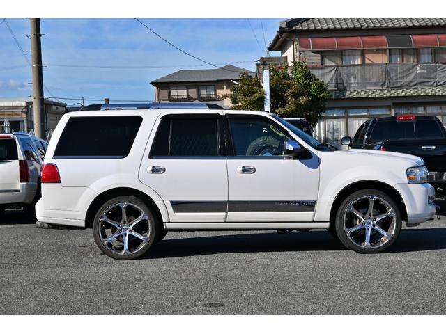 LINCOLN LINCOLN NAVIGATOR ULTIMATE