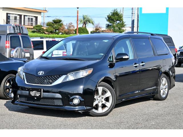 シエナ SE プリファードパッケージ サンルーフ 黒ハーフレザーシート パワーバックドア 純正19インチホイール キーレス フルセグTVナビ フロアマット パワーシート 2013yモデル ETC サイドバックカメラ(2枚目)