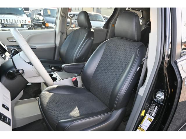 シエナ SE プリファードパッケージ サンルーフ 黒ハーフレザーシート パワーバックドア 純正19インチホイール キーレス フルセグTVナビ フロアマット パワーシート 2013yモデル ETC サイドバックカメラ(12枚目)