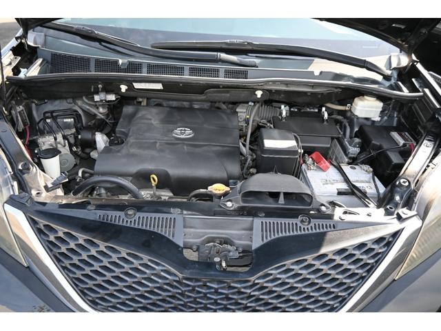 シエナ SE プリファードパッケージ サンルーフ 黒ハーフレザーシート パワーバックドア 純正19インチホイール キーレス フルセグTVナビ フロアマット パワーシート 2013yモデル ETC サイドバックカメラ(20枚目)