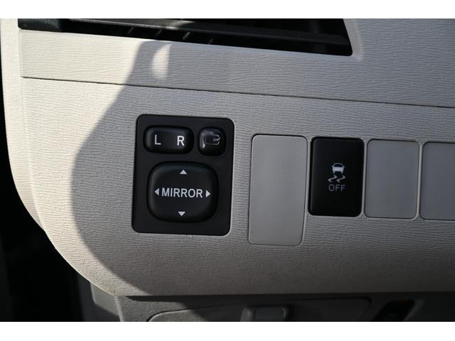 シエナ SE プリファードパッケージ サンルーフ 黒ハーフレザーシート パワーバックドア 純正19インチホイール キーレス フルセグTVナビ フロアマット パワーシート 2013yモデル ETC サイドバックカメラ(27枚目)