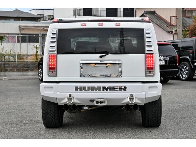 ハマーＨ２ ラグジュアリーパッケージ　２００５ｙモデル　サンルーフ　黒本革シート　ＡＳＡＮＴＩ２６インチホイール　フルセグＴＶナビ　社外マフラー　サイドステップ　メッキパーツ　ＥＴＣ１ナンバー５人乗り（9枚目）