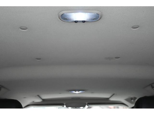 ハマーＨ２ ラグジュアリーパッケージ　２００５ｙモデル　サンルーフ　黒本革シート　ＡＳＡＮＴＩ２６インチホイール　フルセグＴＶナビ　社外マフラー　サイドステップ　メッキパーツ　ＥＴＣ１ナンバー５人乗り（15枚目）