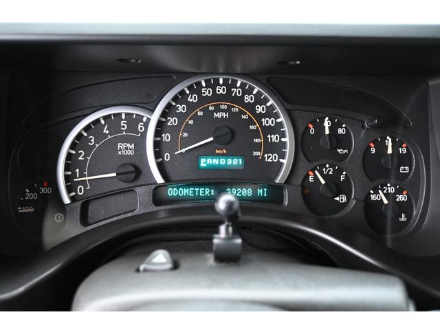 ハマーＨ２ ラグジュアリーパッケージ　２００５ｙモデル　サンルーフ　黒本革シート　ＡＳＡＮＴＩ２６インチホイール　フルセグＴＶナビ　社外マフラー　サイドステップ　メッキパーツ　ＥＴＣ１ナンバー５人乗り（24枚目）