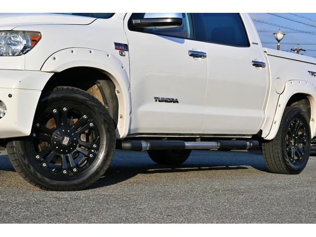 タンドラ クルーマックス リミテッド 2013yモデル 新車並行 実走行証明書付 4WD サンルーフ レッドロック本革シート ポケットスタイルオーバーフェンダー XD20インチホイール ハードトノカバー シートヒーター&パワーシート(3枚目)