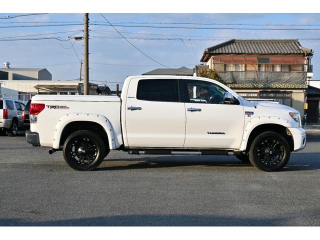 タンドラ クルーマックス リミテッド 2013yモデル 新車並行 実走行証明書付 4WD サンルーフ レッドロック本革シート ポケットスタイルオーバーフェンダー XD20インチホイール ハードトノカバー シートヒーター&パワーシート(10枚目)