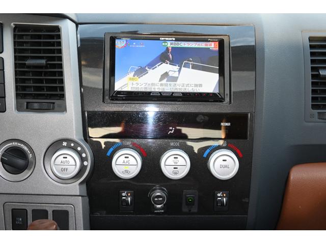 タンドラ クルーマックス リミテッド 2013yモデル 新車並行 実走行証明書付 4WD サンルーフ レッドロック本革シート ポケットスタイルオーバーフェンダー XD20インチホイール ハードトノカバー シートヒーター&パワーシート(21枚目)