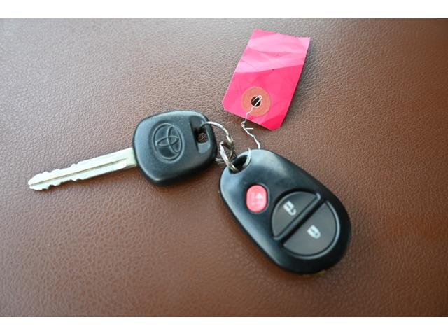 タンドラ クルーマックス リミテッド 2013yモデル 新車並行 実走行証明書付 4WD サンルーフ レッドロック本革シート ポケットスタイルオーバーフェンダー XD20インチホイール ハードトノカバー シートヒーター&パワーシート(32枚目)