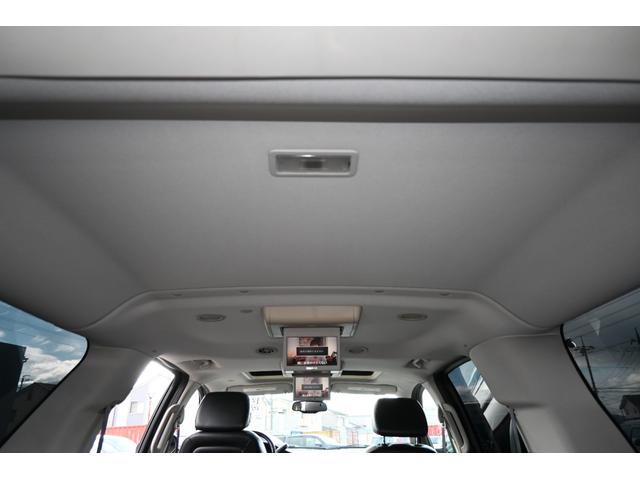 キャデラックエスカレード ＥＳＶ　クライメイトパッケージ　４ＷＤ　ロングボディ　サンルーフ　黒本革シート　純正クローム２２インチホイール　パワーバックドア　エアシート＆シートヒーター＆パワーシート　バックカメラ　ＥＴＣ　キーレス（19枚目）