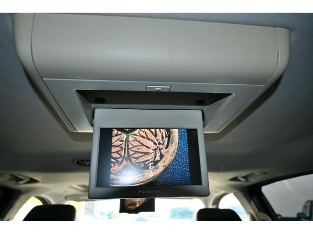 キャデラックエスカレード ＥＳＶ　クライメイトパッケージ　４ＷＤ　ロングボディ　サンルーフ　黒本革シート　純正クローム２２インチホイール　パワーバックドア　エアシート＆シートヒーター＆パワーシート　バックカメラ　ＥＴＣ　キーレス（26枚目）