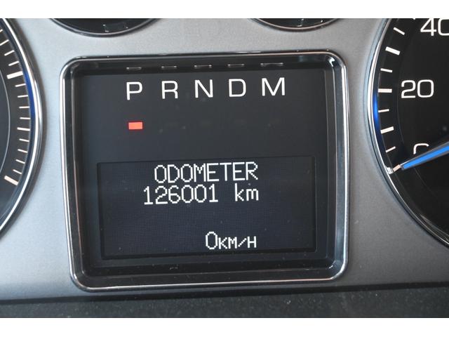 キャデラックエスカレード ＥＳＶ　クライメイトパッケージ　４ＷＤ　ロングボディ　サンルーフ　黒本革シート　純正クローム２２インチホイール　パワーバックドア　エアシート＆シートヒーター＆パワーシート　バックカメラ　ＥＴＣ　キーレス（32枚目）