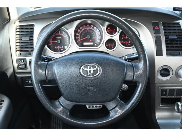 タンドラ クルーマックス　ＳＲ５　４ＷＤ　２００９ｙモデル　カスタムレザーシート　トノカバー＆ベッドライナー　フルセグＴＶナビ　フロンｔ、サイド＆バックカメラ　キーレス　ＥＴＣ　ＸＤ２０インチホイール　サイドステップ（21枚目）