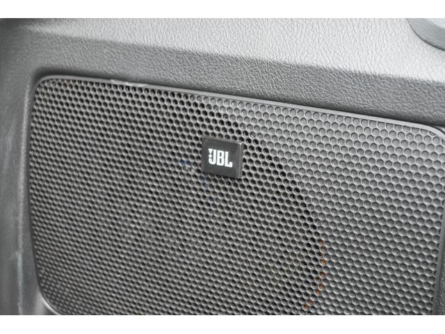 タンドラ クルーマックス　プラチナム　２０１０ｙモデル　サンルーフ　グレー本革シート　エアシート＆シートヒーター　キャンパーシェル　ポケットスタイルオバーフェンダー　　ＭＥＴＨＯＤ１８インチホイール　ＪＢＬサウンド　フルセグＴＶナビ（21枚目）