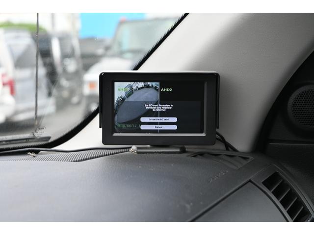 タンドラ クルーマックス　プラチナム　２０１０ｙモデル　サンルーフ　グレー本革シート　エアシート＆シートヒーター　キャンパーシェル　ポケットスタイルオバーフェンダー　　ＭＥＴＨＯＤ１８インチホイール　ＪＢＬサウンド　フルセグＴＶナビ（26枚目）