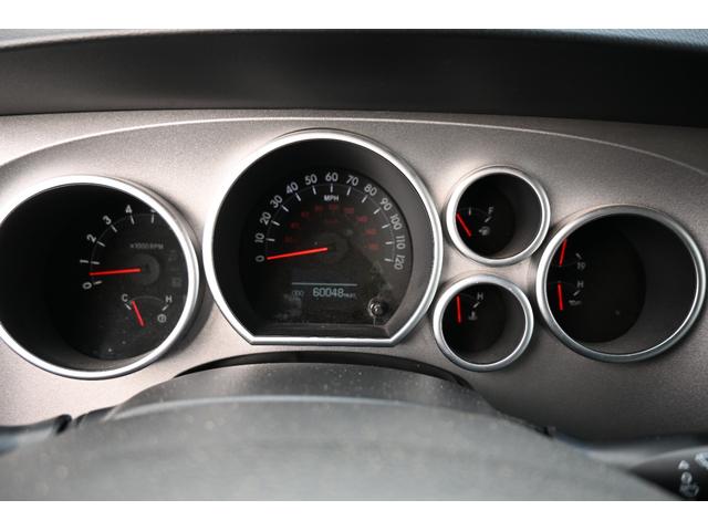 タンドラ クルーマックス　プラチナム　２０１０ｙモデル　サンルーフ　グレー本革シート　エアシート＆シートヒーター　キャンパーシェル　ポケットスタイルオバーフェンダー　　ＭＥＴＨＯＤ１８インチホイール　ＪＢＬサウンド　フルセグＴＶナビ（28枚目）