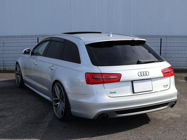 Ａ６アバント ２．８ＦＳＩクワトロ　Ｓラインパッケージ　サンルーフ　ＲＳ　２１インチアルミ　ＫＷ車高調　純正ナビ・フルセグ（走行中視聴可）・バックカメラ　黒革パワーシート＆ヒーター　パワートランク　ＢＯＳＥサウンド　スマートキー　純正フロアーマット（8枚目）