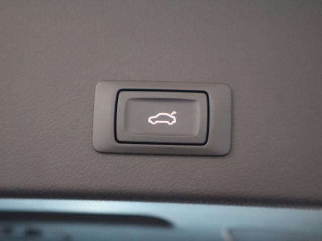 Ａ６アバント ２．８ＦＳＩクワトロ　Ｓラインパッケージ　サンルーフ　ＲＳ　２１インチアルミ　ＫＷ車高調　純正ナビ・フルセグ（走行中視聴可）・バックカメラ　黒革パワーシート＆ヒーター　パワートランク　ＢＯＳＥサウンド　スマートキー　純正フロアーマット（19枚目）