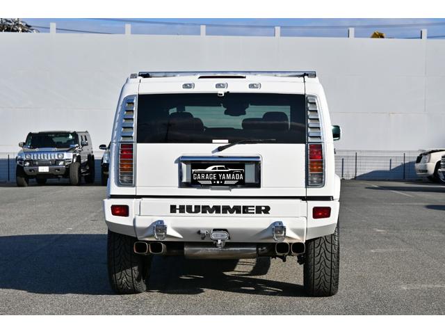 ハマーＨ２ タイプＧ　２００５ｙモデル　正規ディーラー車　実走行　サンルーフ　黒本革シート　ＬＵＸＸＸクローム２６インチホイール新品　３１５／４０Ｒ２６タイヤ新品　ガナドール４本出しマフラー　シートヒーター＆パワーシート（9枚目）