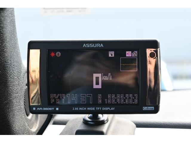 ハマーＨ２ タイプＧ　２００５ｙモデル　正規ディーラー車　実走行　サンルーフ　黒本革シート　ＬＵＸＸＸクローム２６インチホイール新品　３１５／４０Ｒ２６タイヤ新品　ガナドール４本出しマフラー　シートヒーター＆パワーシート（36枚目）