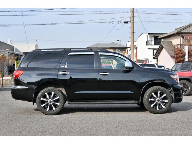 セコイア ＳＲ５　２０１１年モデル　４ＷＤ　新車並行　実走行証明書付　社外ＬＥＤヘッドライト　グレー本革シート　シートヒーター＆パワーシート　フローティングナビフルセグＴＶ　パワーサードシート　ＥＴＣ　バックカメラ（9枚目）