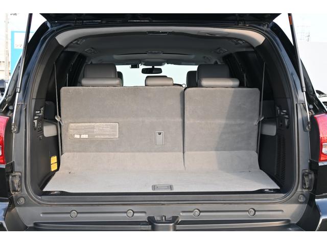 セコイア ＳＲ５　２０１１年モデル　４ＷＤ　新車並行　実走行証明書付　社外ＬＥＤヘッドライト　グレー本革シート　シートヒーター＆パワーシート　フローティングナビフルセグＴＶ　パワーサードシート　ＥＴＣ　バックカメラ（16枚目）