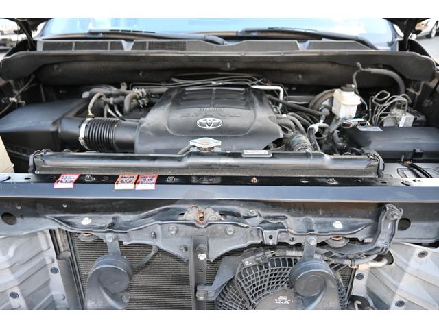 セコイア ＳＲ５　２０１１年モデル　４ＷＤ　新車並行　実走行証明書付　社外ＬＥＤヘッドライト　グレー本革シート　シートヒーター＆パワーシート　フローティングナビフルセグＴＶ　パワーサードシート　ＥＴＣ　バックカメラ（23枚目）