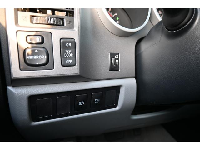 セコイア ＳＲ５　２０１１年モデル　４ＷＤ　新車並行　実走行証明書付　社外ＬＥＤヘッドライト　グレー本革シート　シートヒーター＆パワーシート　フローティングナビフルセグＴＶ　パワーサードシート　ＥＴＣ　バックカメラ（32枚目）