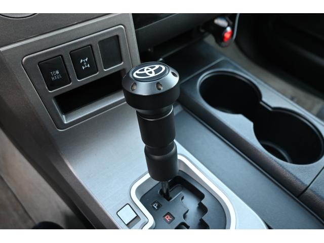 セコイア ＳＲ５　２０１１年モデル　４ＷＤ　新車並行　実走行証明書付　社外ＬＥＤヘッドライト　グレー本革シート　シートヒーター＆パワーシート　フローティングナビフルセグＴＶ　パワーサードシート　ＥＴＣ　バックカメラ（34枚目）