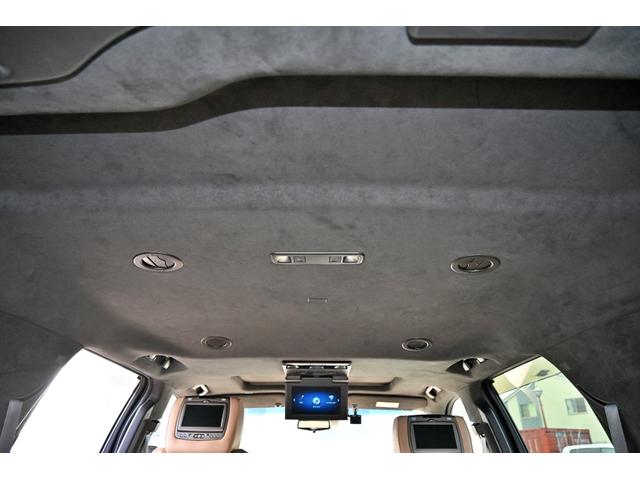 キャデラックエスカレード プラチナム　２０１８年モデル　正規ディーラー車　サンルーフ　ブラウン本革シート　純正２２インチホイール　純正ナビフルセグＴＶ　バックカメラ　３６０°カメラ　ＡＣＣ　ＨＵＤ　フリップダウン＆ヘッドレストモニター（19枚目）