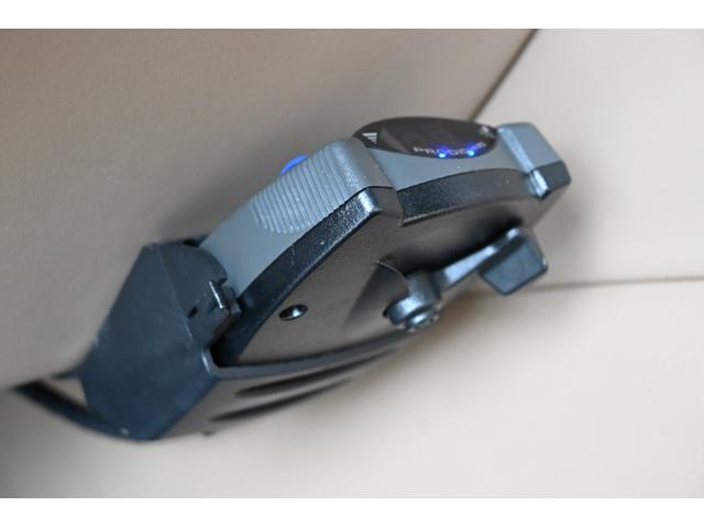 キャデラックエスカレード プラチナム　２０１８年モデル　正規ディーラー車　サンルーフ　ブラウン本革シート　純正２２インチホイール　純正ナビフルセグＴＶ　バックカメラ　３６０°カメラ　ＡＣＣ　ＨＵＤ　フリップダウン＆ヘッドレストモニター（26枚目）