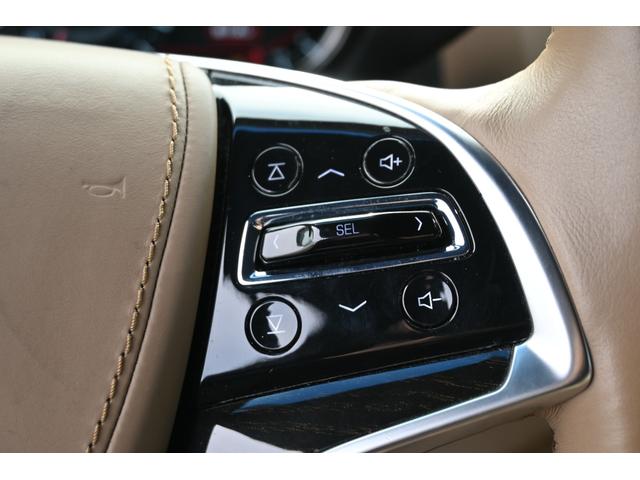 キャデラックエスカレード プラチナム　２０１８年モデル　正規ディーラー車　サンルーフ　ブラウン本革シート　純正２２インチホイール　純正ナビフルセグＴＶ　バックカメラ　３６０°カメラ　ＡＣＣ　ＨＵＤ　フリップダウン＆ヘッドレストモニター（34枚目）