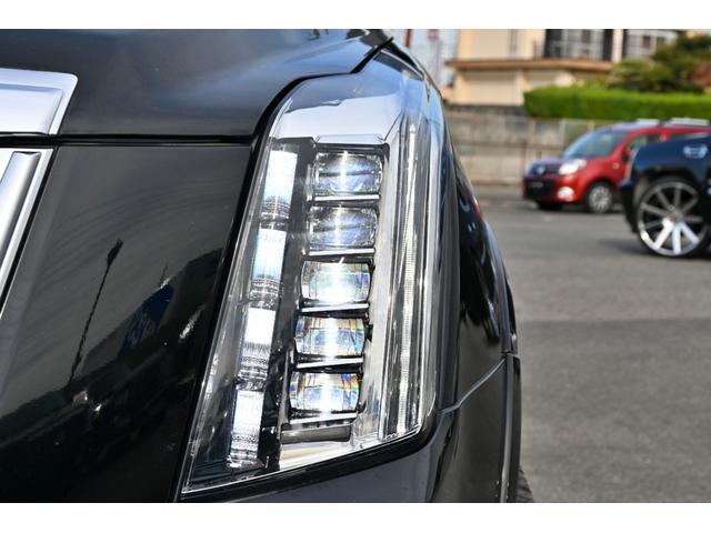 キャデラックエスカレード プラチナム　２０１８年モデル　正規ディーラー車　サンルーフ　ブラウン本革シート　純正２２インチホイール　純正ナビフルセグＴＶ　バックカメラ　３６０°カメラ　ＡＣＣ　ＨＵＤ　フリップダウン＆ヘッドレストモニター（43枚目）