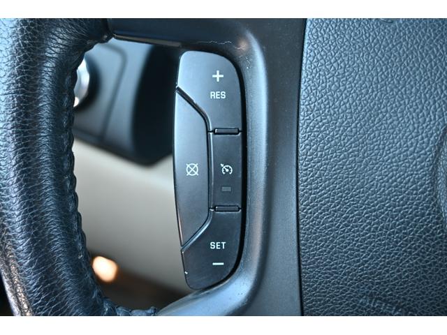 シボレーサバーバン 　ＬＴＺ　４ＷＤ　２００７ｙモデル　サンルーフ　ベージュ本革シート　フルセグＴＶナビ　純正２０インチホイール　シートヒーター＆パワーシート　バックカメラ　フリップダウンモニター　ＥＴＣ　ブルートゥース（26枚目）