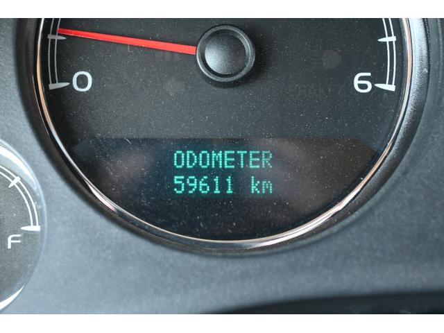 シボレーサバーバン 　ＬＴＺ　４ＷＤ　２００７ｙモデル　サンルーフ　ベージュ本革シート　フルセグＴＶナビ　純正２０インチホイール　シートヒーター＆パワーシート　バックカメラ　フリップダウンモニター　ＥＴＣ　ブルートゥース（29枚目）