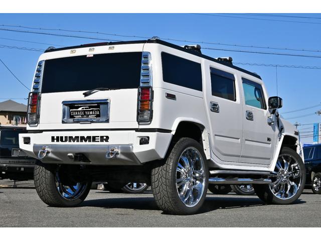 ハマーＨ２ ラグジュアリーパッケージ　２００５ｙモデル　サンルーフ　黒本革シート　シートヒーター＆パワーシート　ＬＵＸＸＸクローム２６インチホイール新品　３１５／４０Ｒ２６タイヤ新品　パナソニックフローティングナビ　フルセグＴＶ　ＥＴＣ（6枚目）